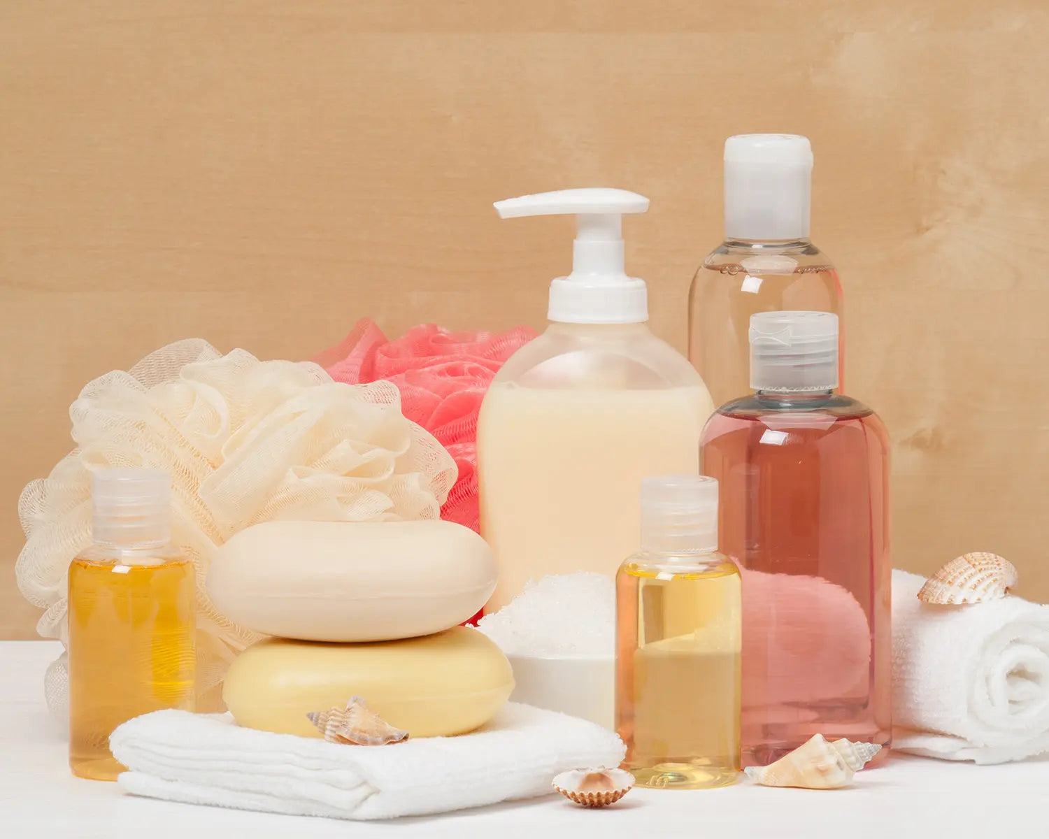 What's the Difference Between Soap vs. Shampoo for Hair?